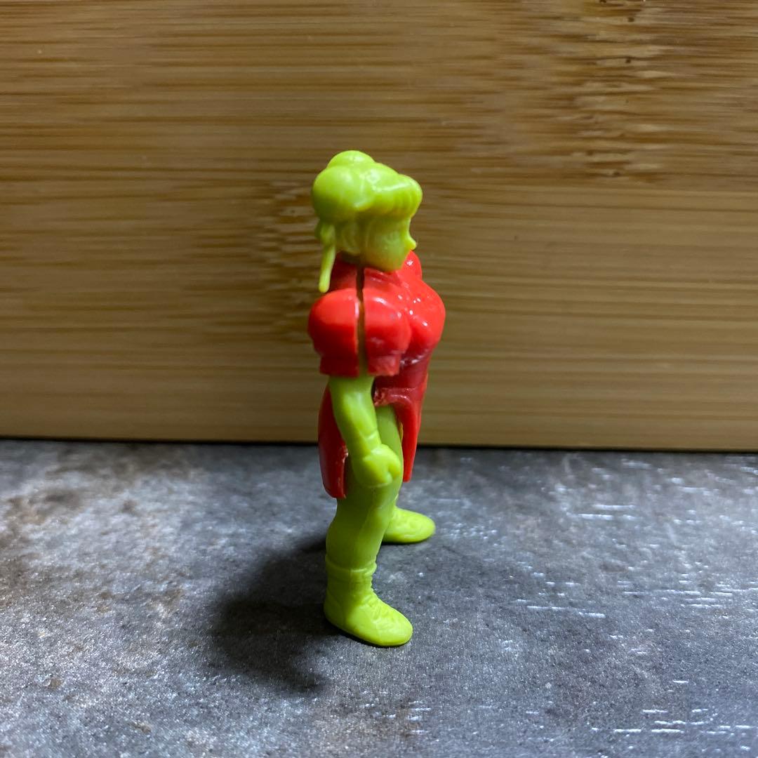 ストリートファイターII アクションクロス春麗 消しゴム クロスアップ