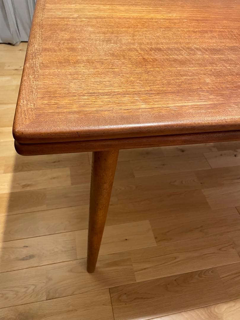 （セール中）ウェグナー AT312 ヴィンテージ ダイニングテーブル