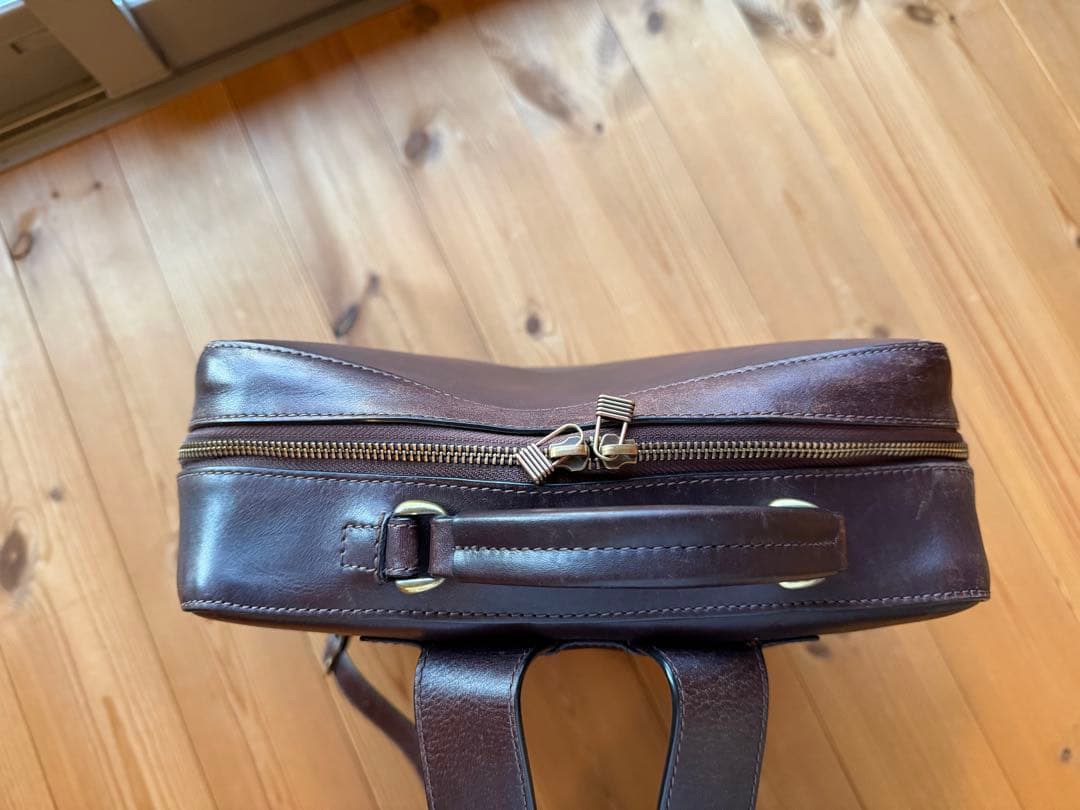 マザーハウス　アンティークスクエアバックパック