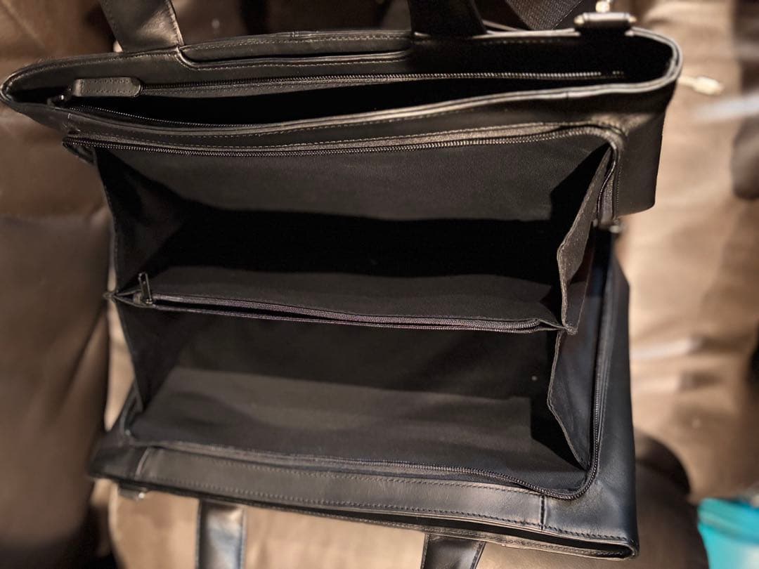 未使用 TRION トライオン　2wayレザー ビジネスバッグ