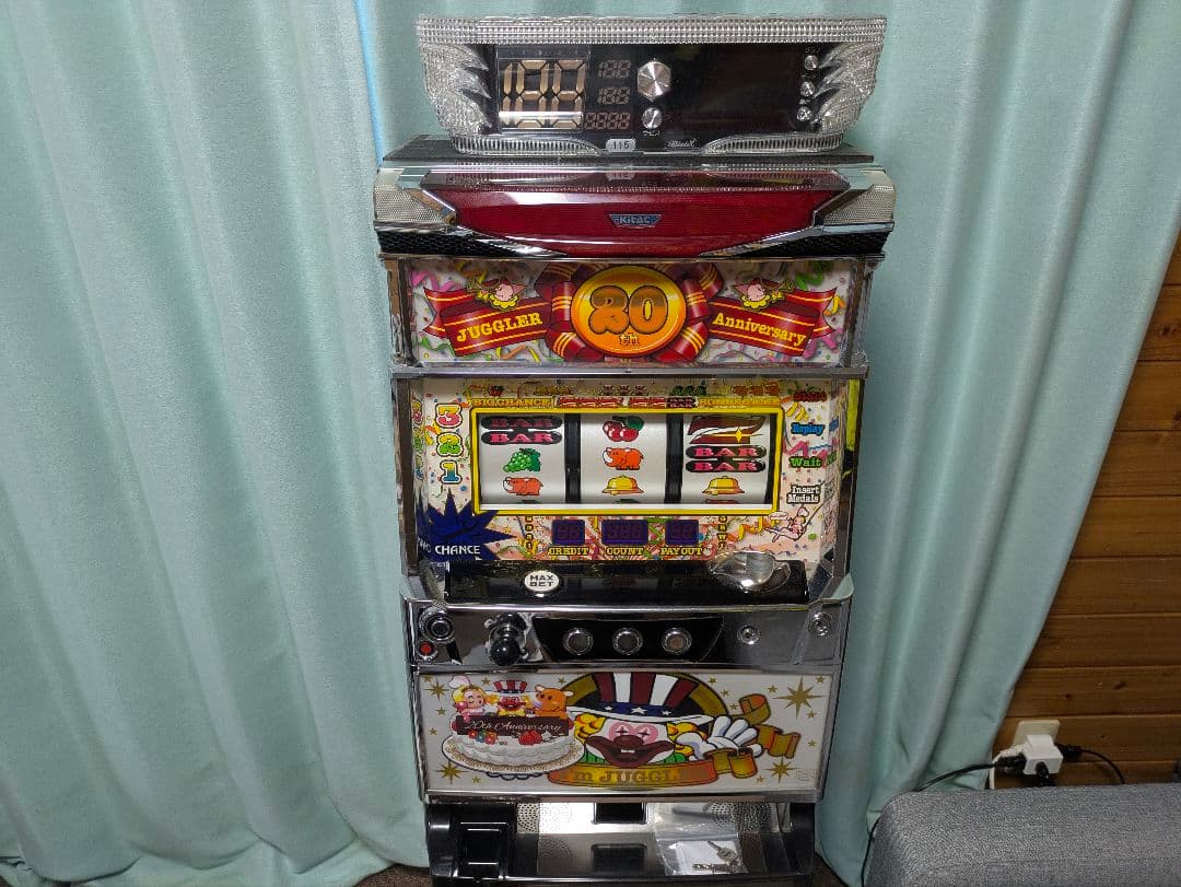 パチスロ実機【アイムジャグラー（20周年記念パネル）】 激レア 白パネル