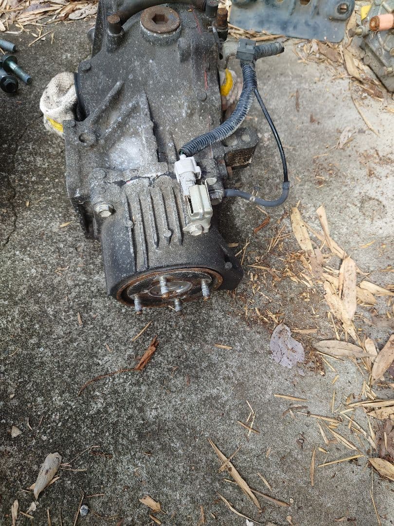 ggh25w 4wd リアデフ　アルファード　ヴェルファイア