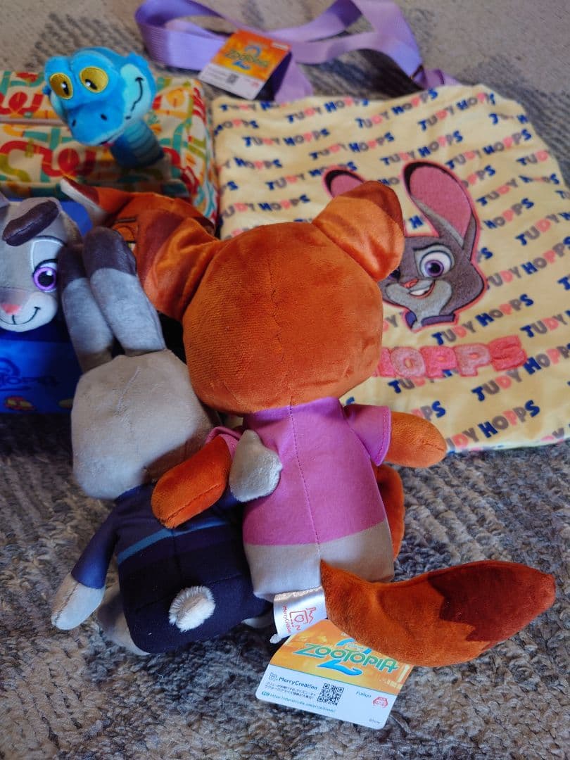 ズートピア2 プライズ ぬいぐるみ、カバン、ケース ニック・ジュディ・ゲイリー