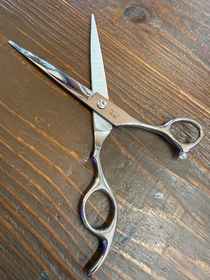 切れ味抜群プロ仕様カットシザー理美容師ハサミ＆トリマートリミング