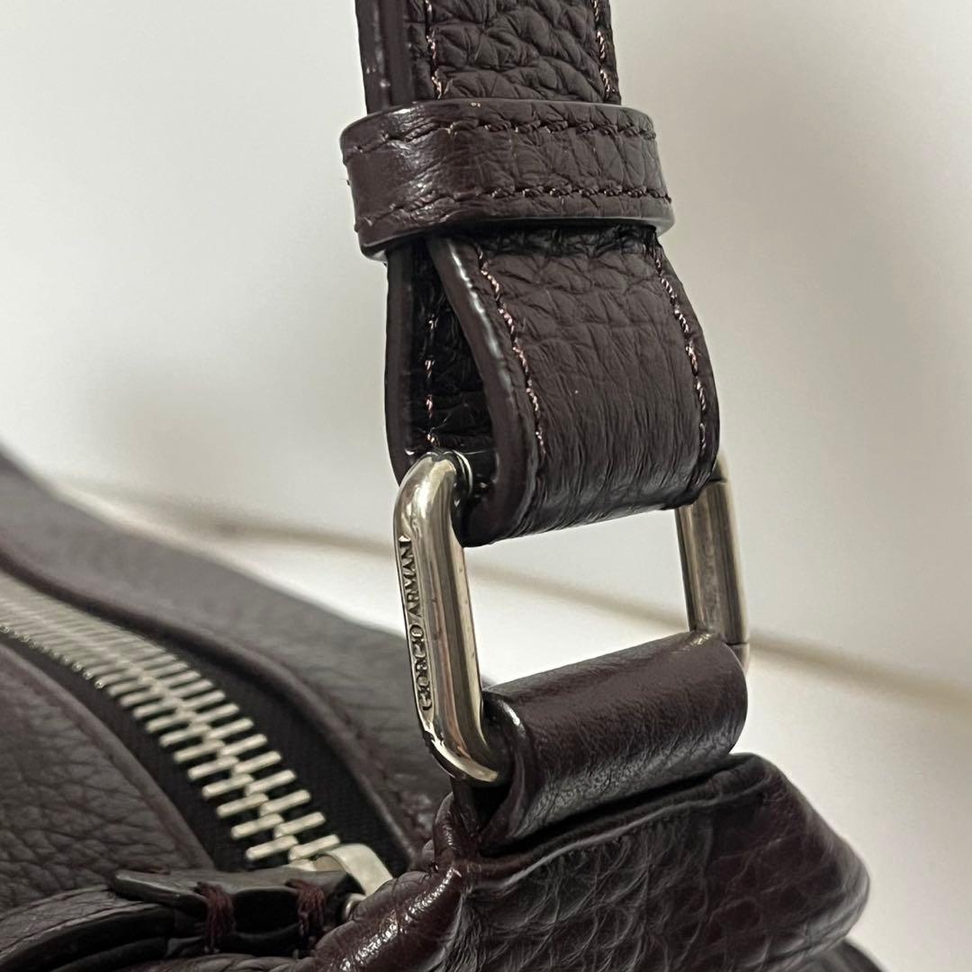 ✨未使用保管品✨　EMPORIO ARMANI ショルダーバッグ　レザー