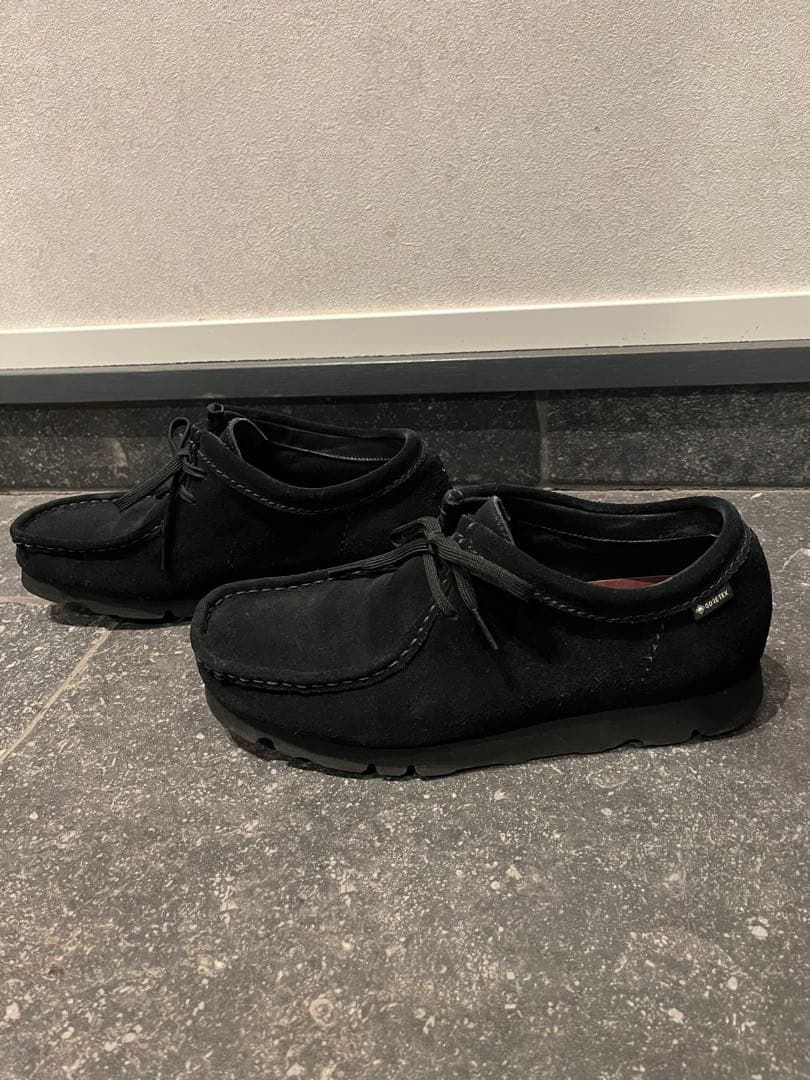 靴 clarks wallabee gore-tex