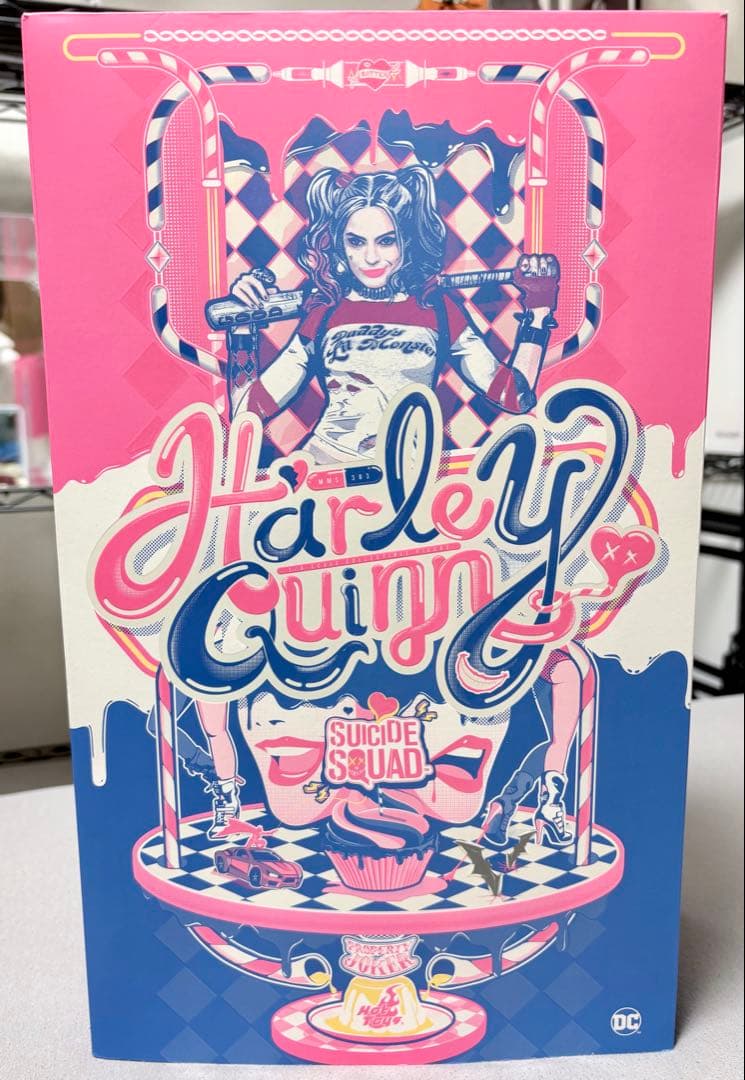 ホットトイズ　ハーレイ・クイン スーサイド・スクワッド』ハーレイ・クインの1/6スケールアクション