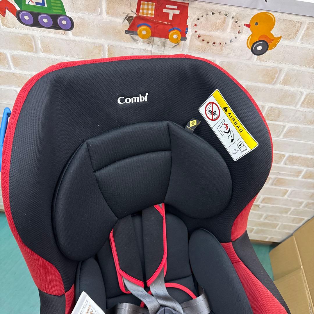 Combi 車用チャイルドシート 黒/赤　ウィゴー　新生児から