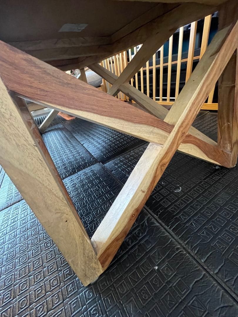 WTW マーベリックス　コーヒーテーブル