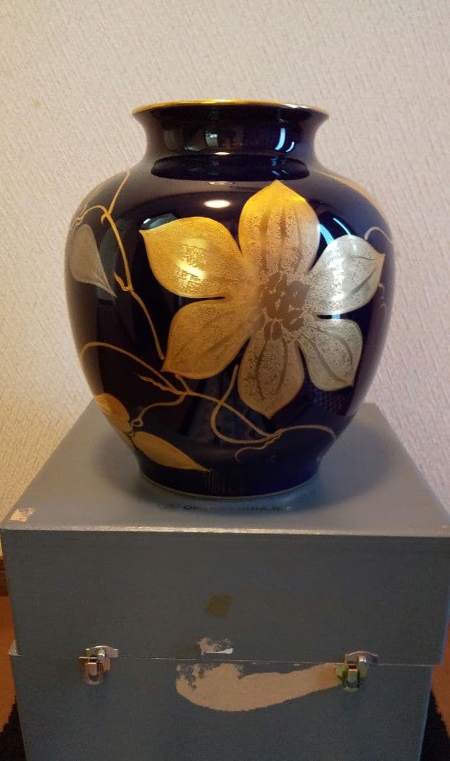 大倉陶園の花瓶 okura china
