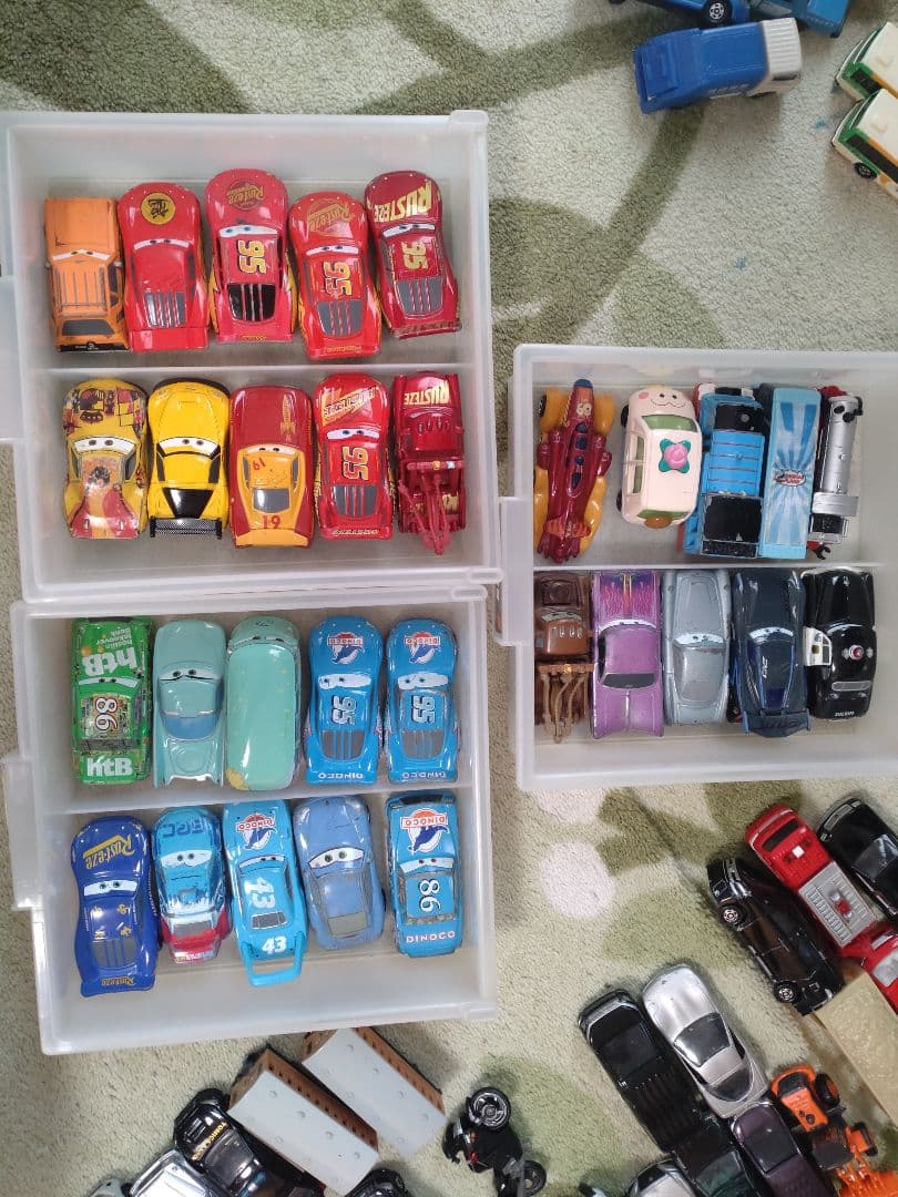 トミカ 　大量　300台位