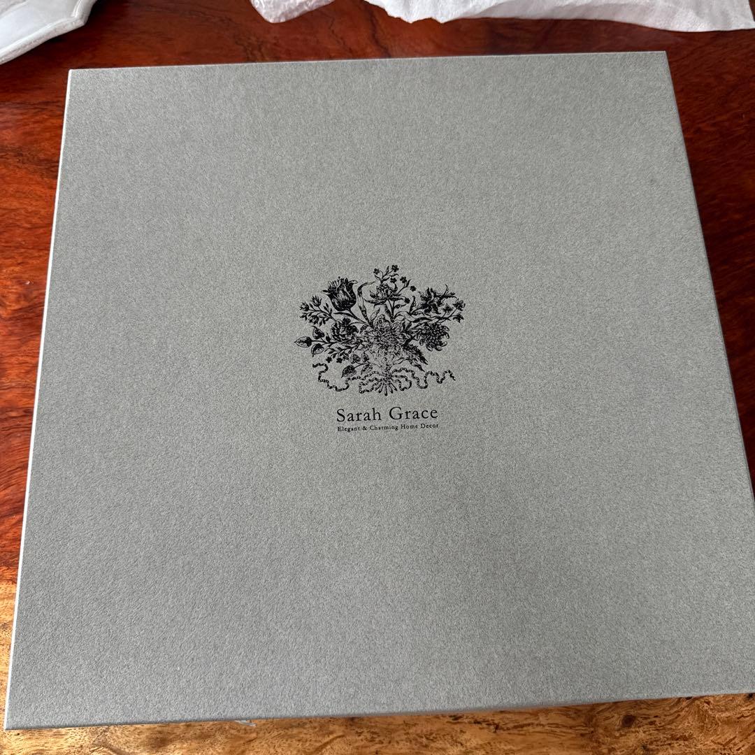 Sarah Grace購入JB AdeV大皿 - コレクション最低 価格