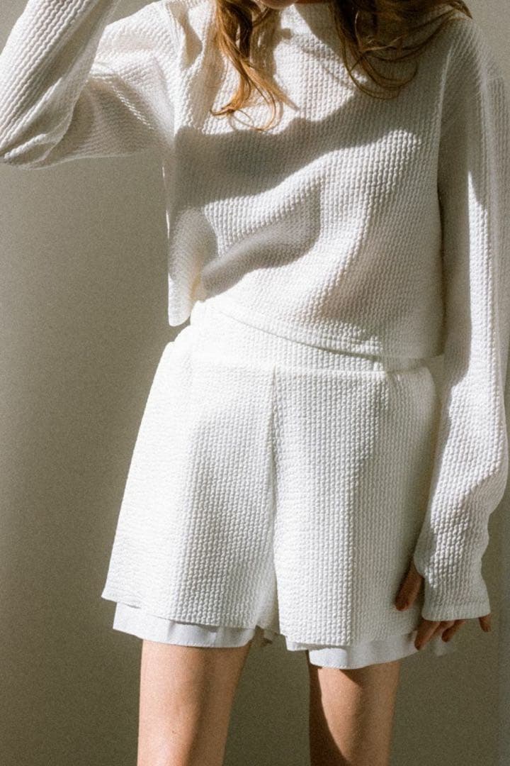 完売品 新品 タグ付き メゾンドドルチェ ラッシュガード 上下 白 セットアップ