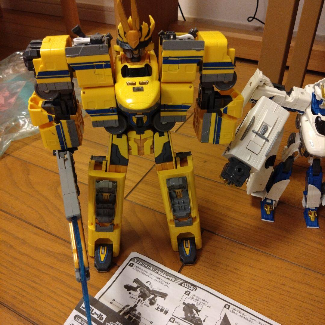 新幹線変形ロボシンカリオン シンカリオン まとめ売り - メルカリ