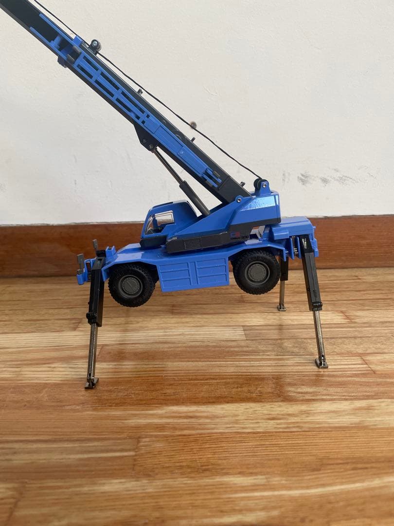 タダノ ROUGH TERRAINCRANE CREVO ミニカー　クレーン