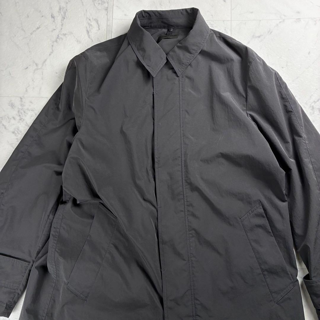 美品 ブリーフィング ウィルラウンジ パッカブルコート ステンカラー グレー L
