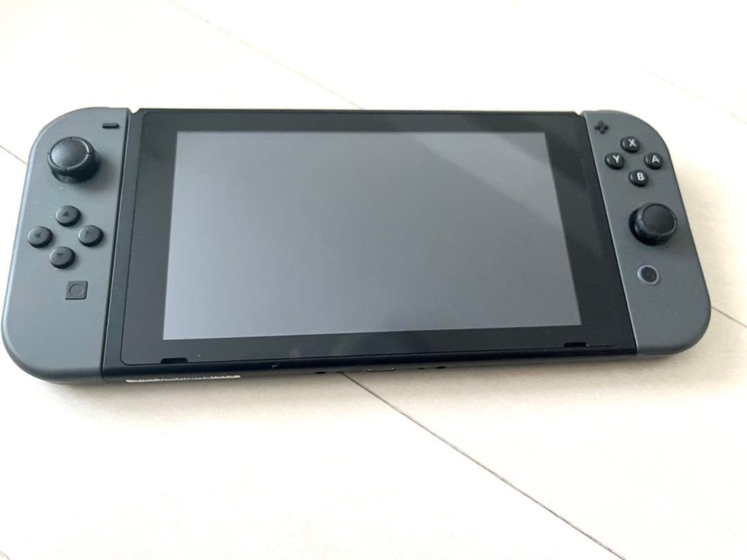 Nintendo Switch本体　グレー