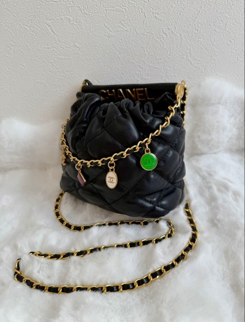 【新品未使用】CHANEL キルティング　ショルダーバッグ　チャーム　ノベルティ
