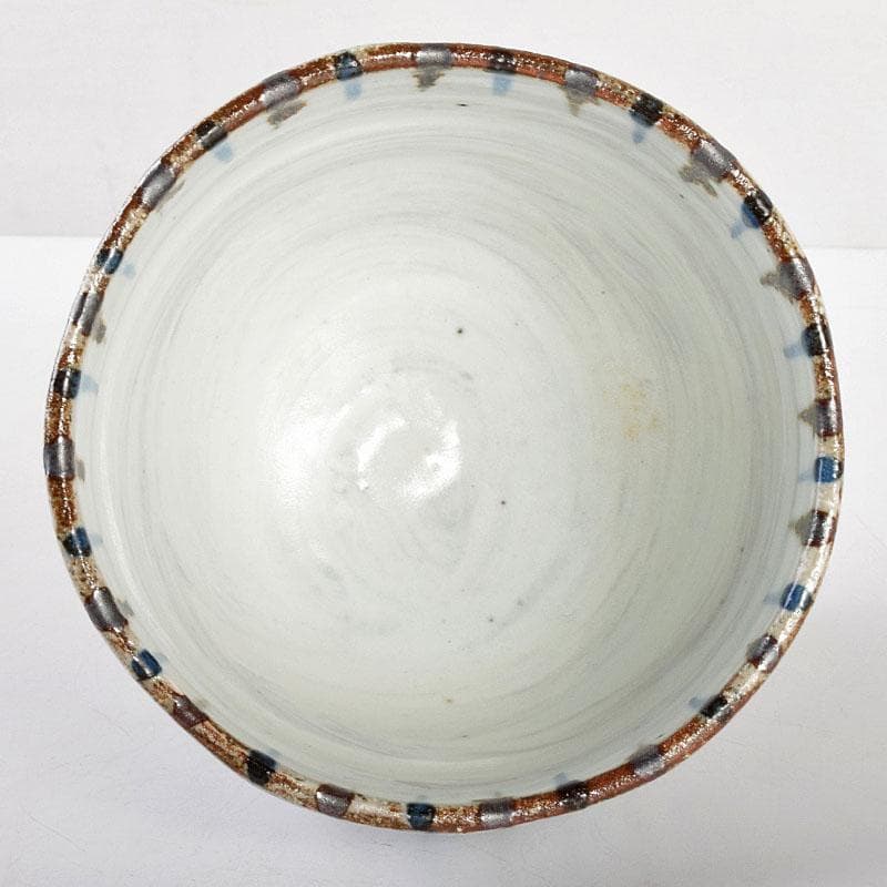 茶道具　河井寛次郎作　糖白釉　土賊文碗　仕覆付　共箱　M　R4957