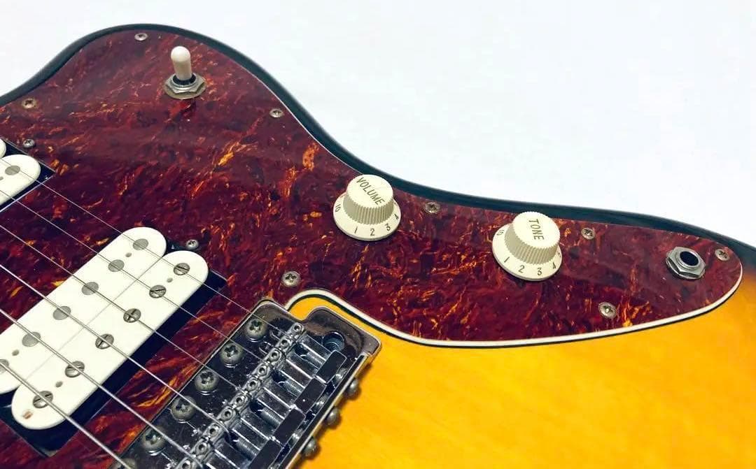 Squier JAGMASTER ジャグマスター サンバースト MOD