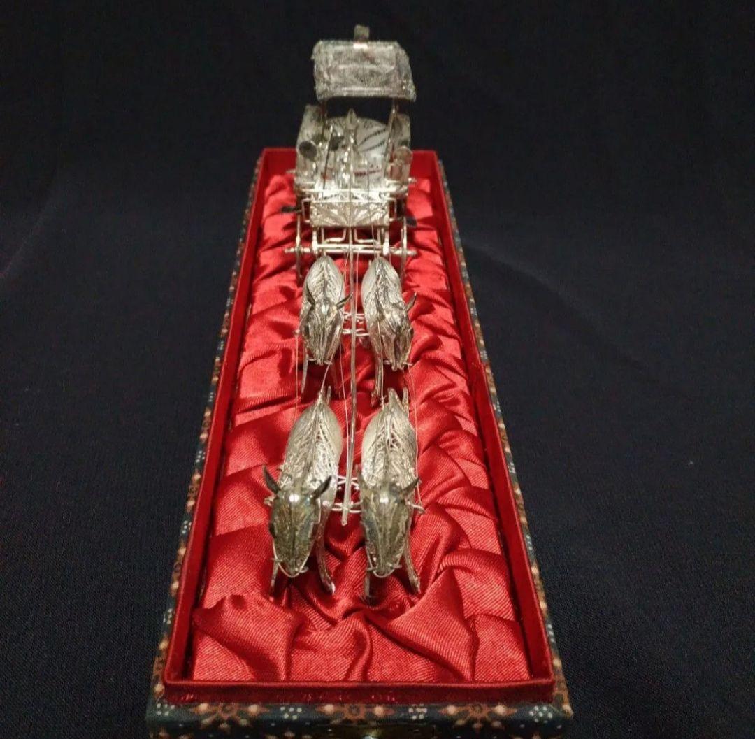 銀製　　銀細工　　馬車　　置物