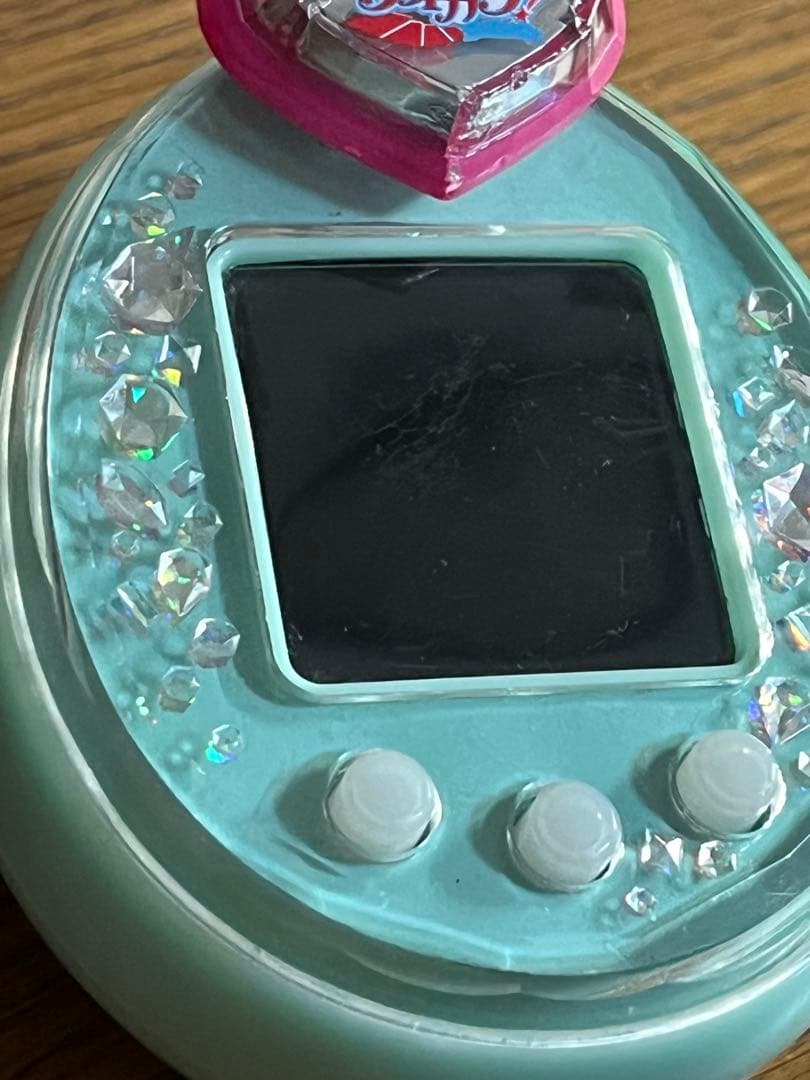 たまごっちピース たまデコピアスアイカツ 育成ブック付き - メルカリ