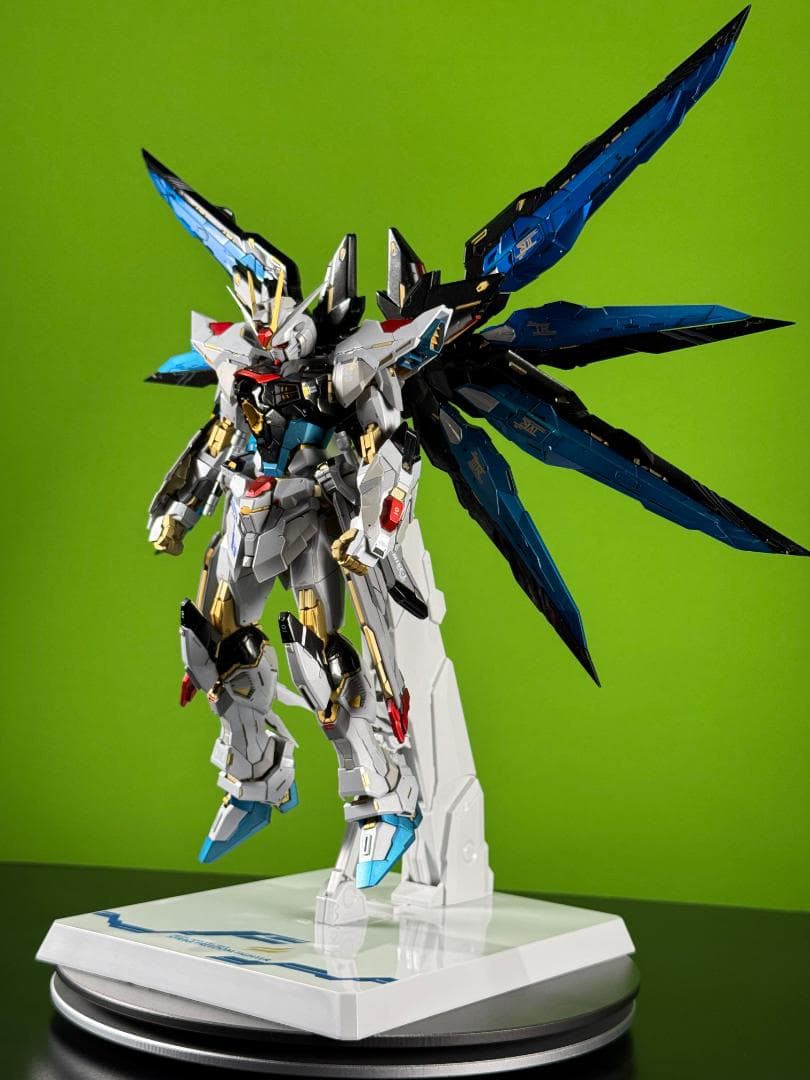 全塗装完成品 ✨ ストライクフリーダムガンダム / mgex 海外製品