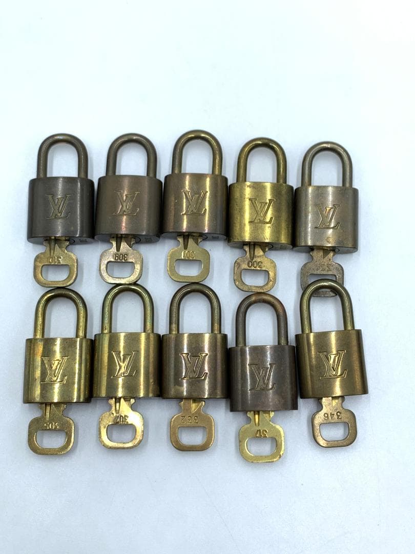ルイヴィトン パドロック 鍵 南京錠 10個セット - メルカリ