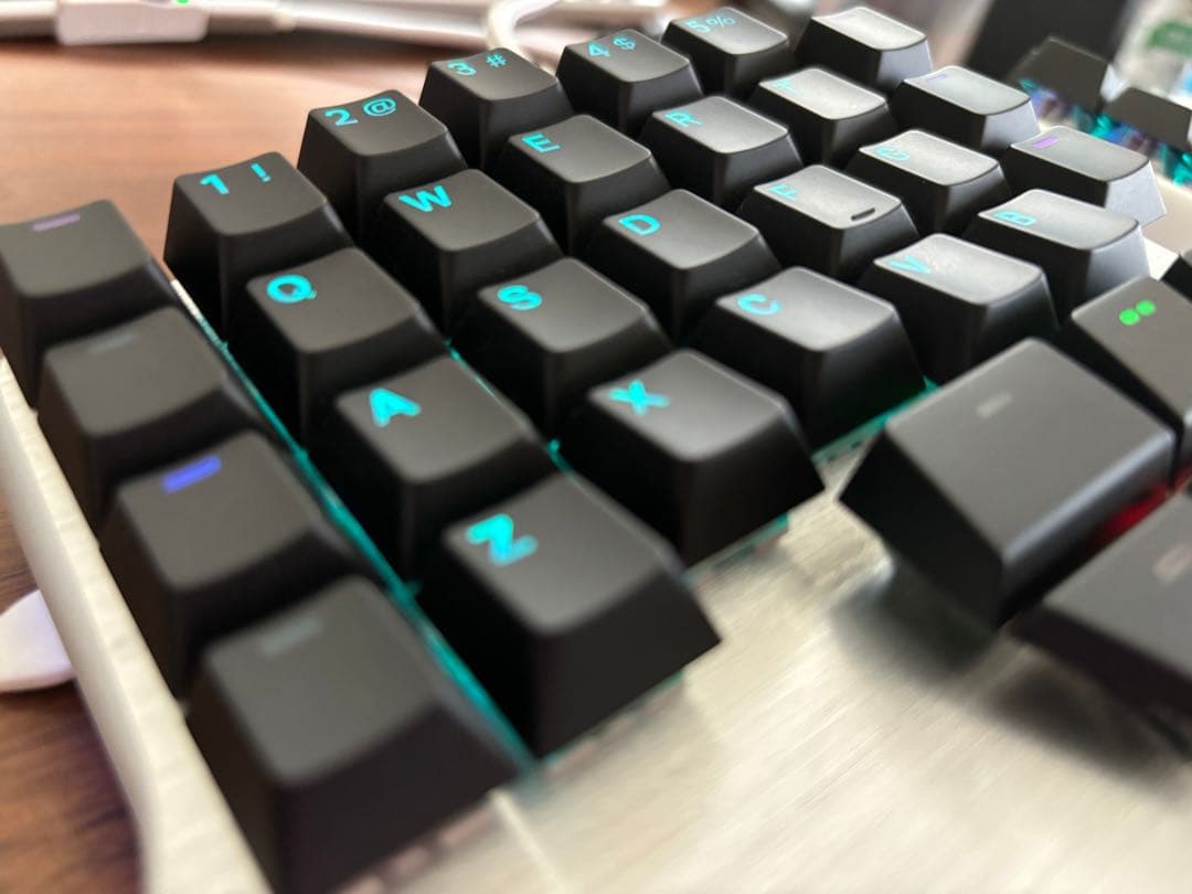 Dygma Defy キーボード 左右分割 左右分離 分割キーボード