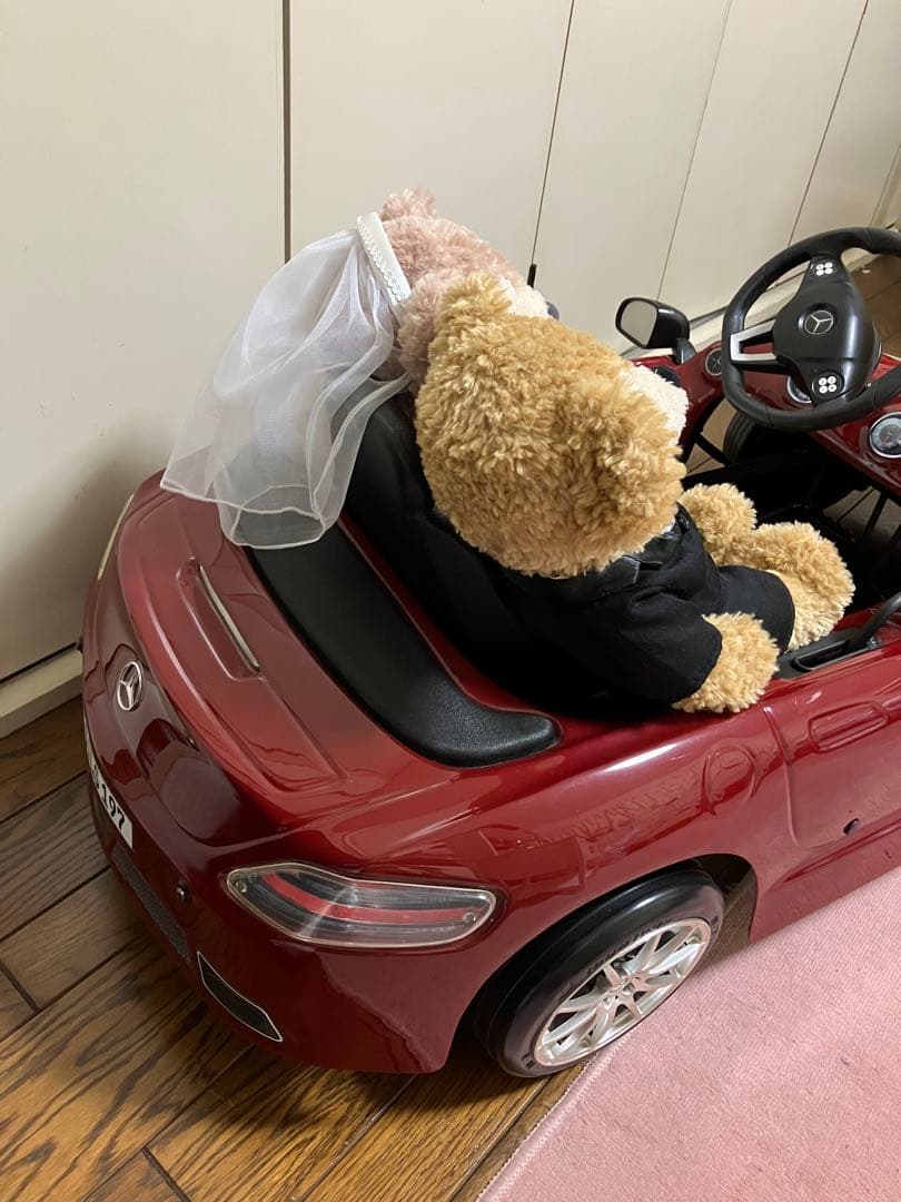 正規ディラーにて購入メルセデスベンツSLS197 ペダル式キッズカー 【超