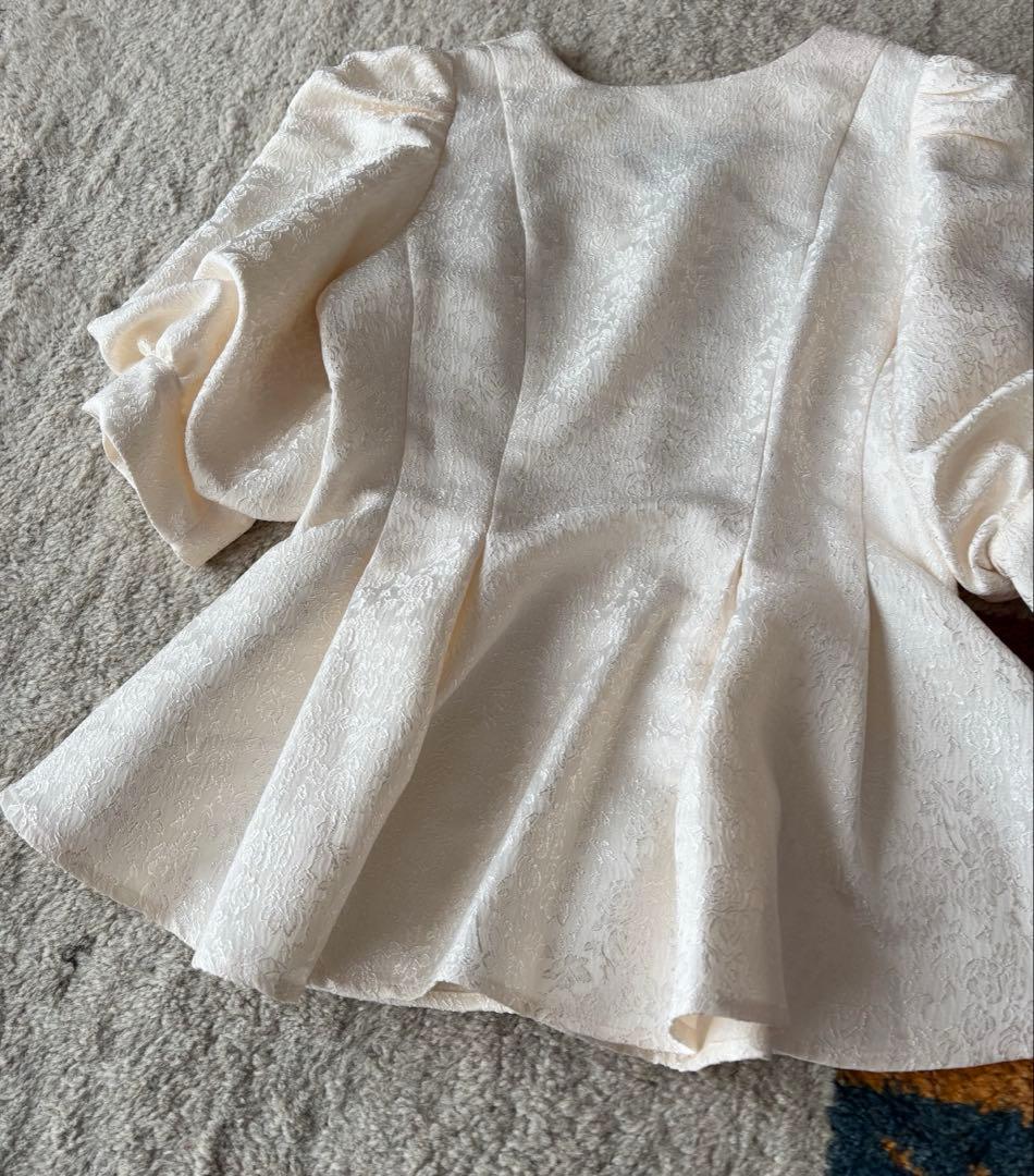 新品　etoll. フラワージャガードセットアップドレス ペプラム　スカート