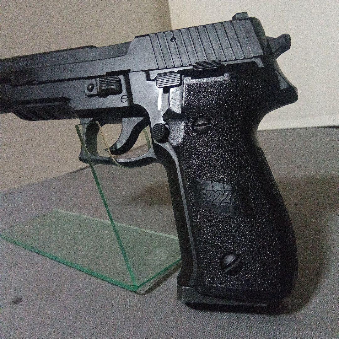 マルイ SIG SAUER P226 レイルドフレーム BB ブローバック