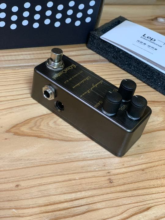 One Control　Anodized Brown Distortion