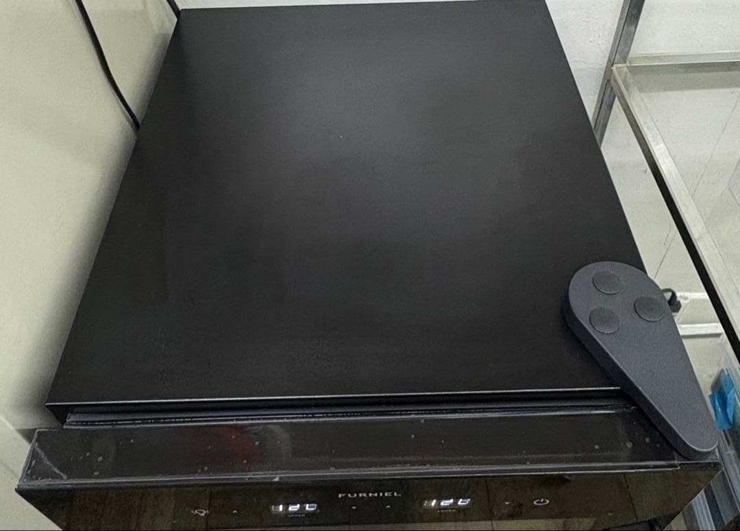 こうじさくら製作所のワインセラー「FURNIELSAB-90G(PB)」