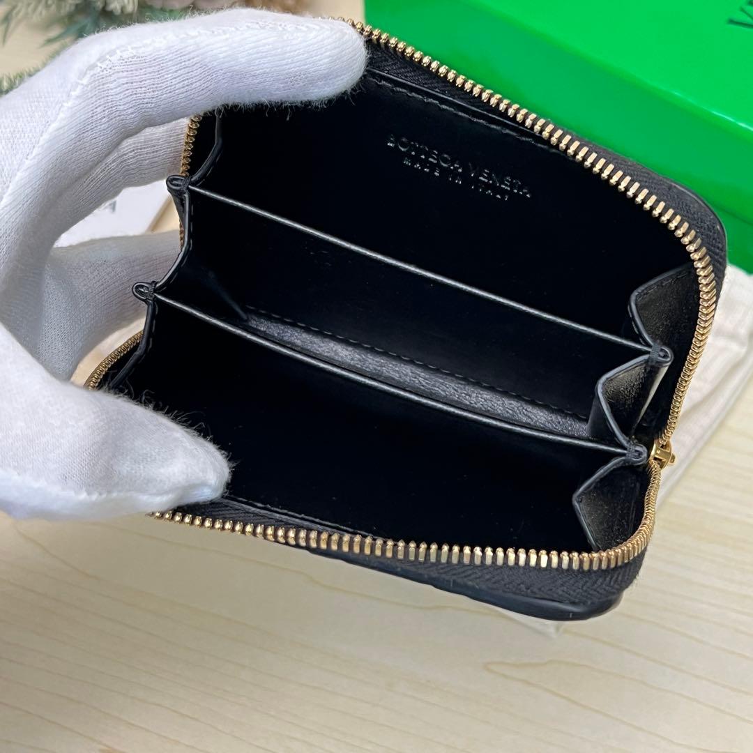 ボッテガヴェネタ イントレチャート ケース ブラック ゴールド金具 レザー