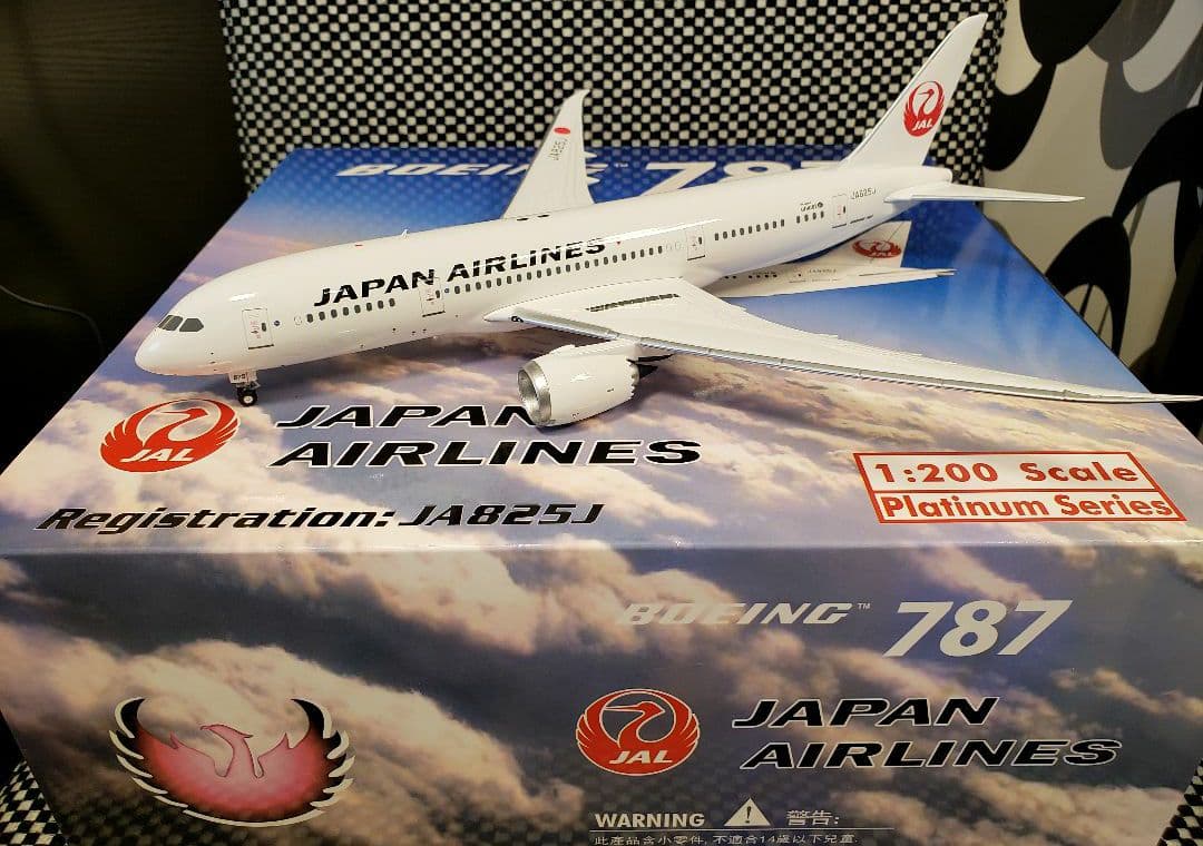 JAL 日本航空 B787-8 1/200 Phoenix製
