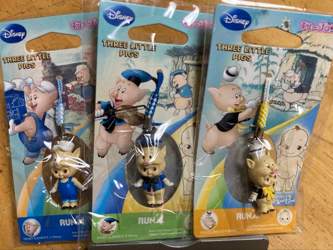 ディズニー キュージョン 3匹の子ぶた 根付けストラップ キューピー