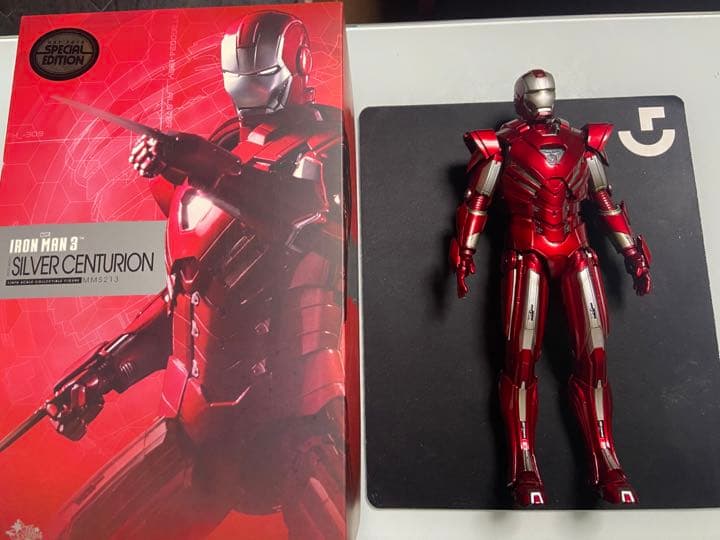 ホットトイズ】アイアンマン・マーク3（レッド＆シルバー・クロム