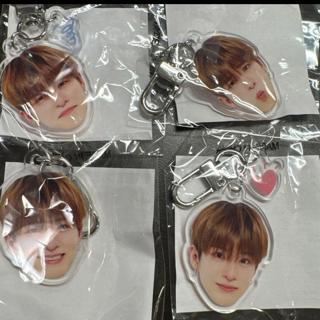 アサヒ 朝光 顔アクキー コンプ セット 喜怒哀楽 カプセルトイ - メルカリ