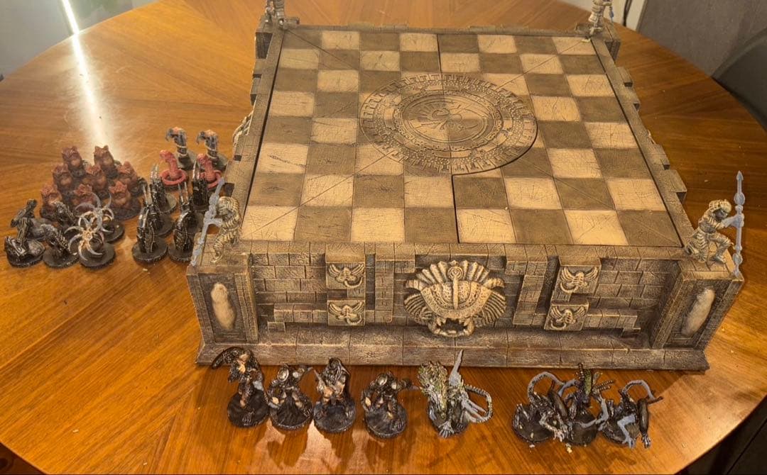 新品！Aliens vs PredatorエイリアンプレデターチェスSOTA