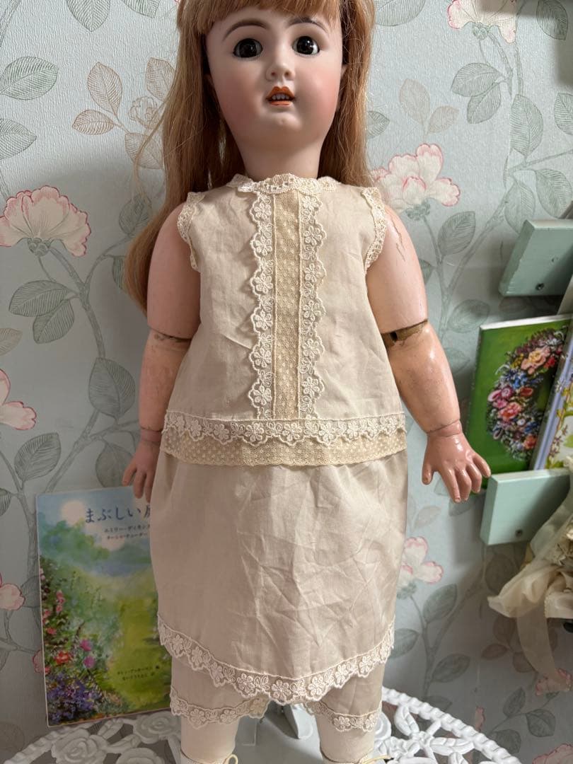 オーダー品です。 ７２センチのドレスとボネと下着等