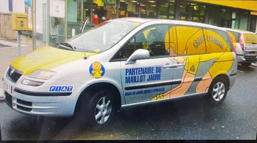 ツールドフランス】フィアットUlysse 2003 年モデルキャラバンカー