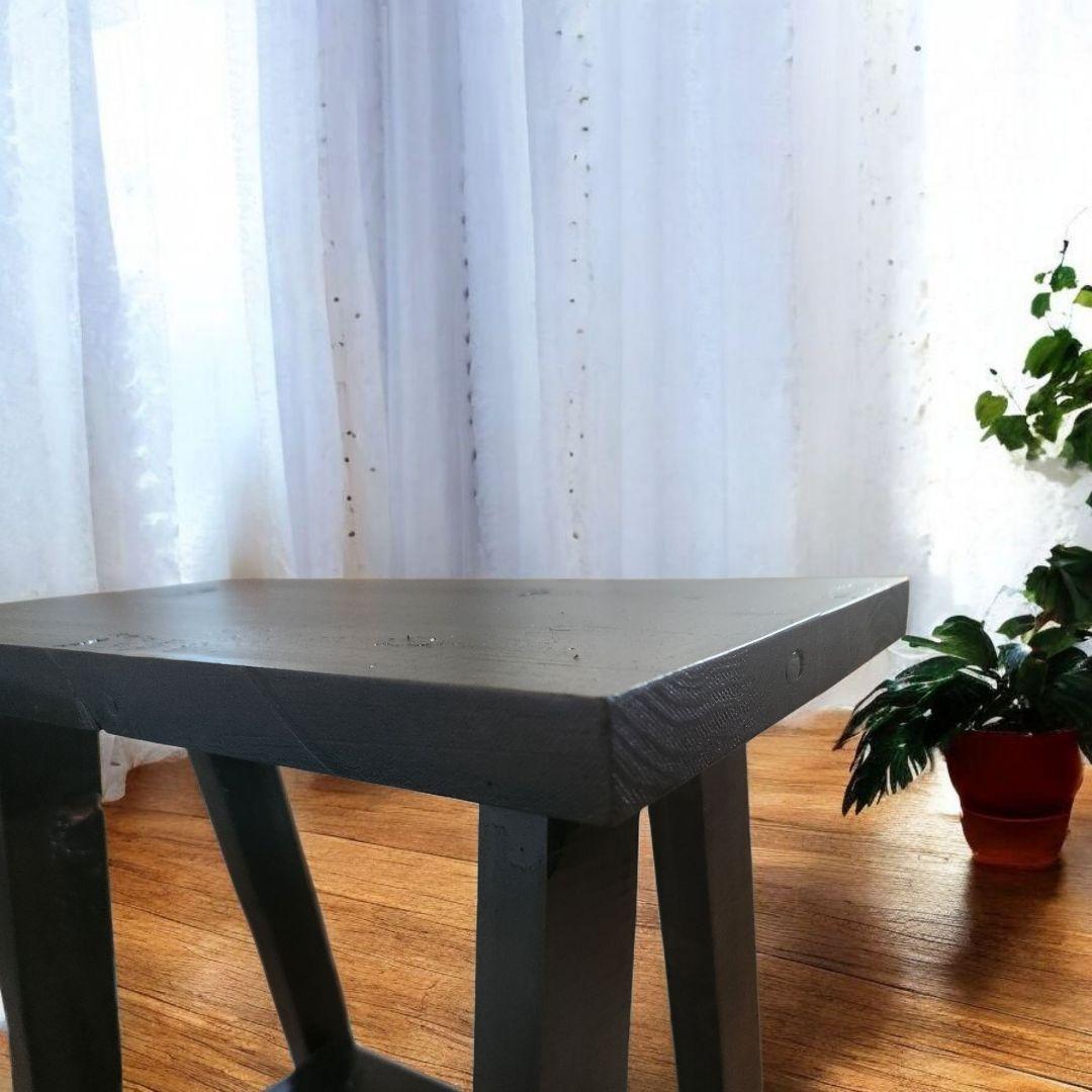 海さま、オーダーメイドページ 天然材を使用した古材風 シンプルなスツール