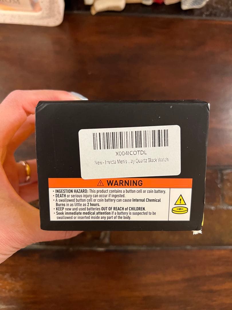 Invicta Pro Diverメンズ クォーツ 腕時計 ゴールド/ブラック