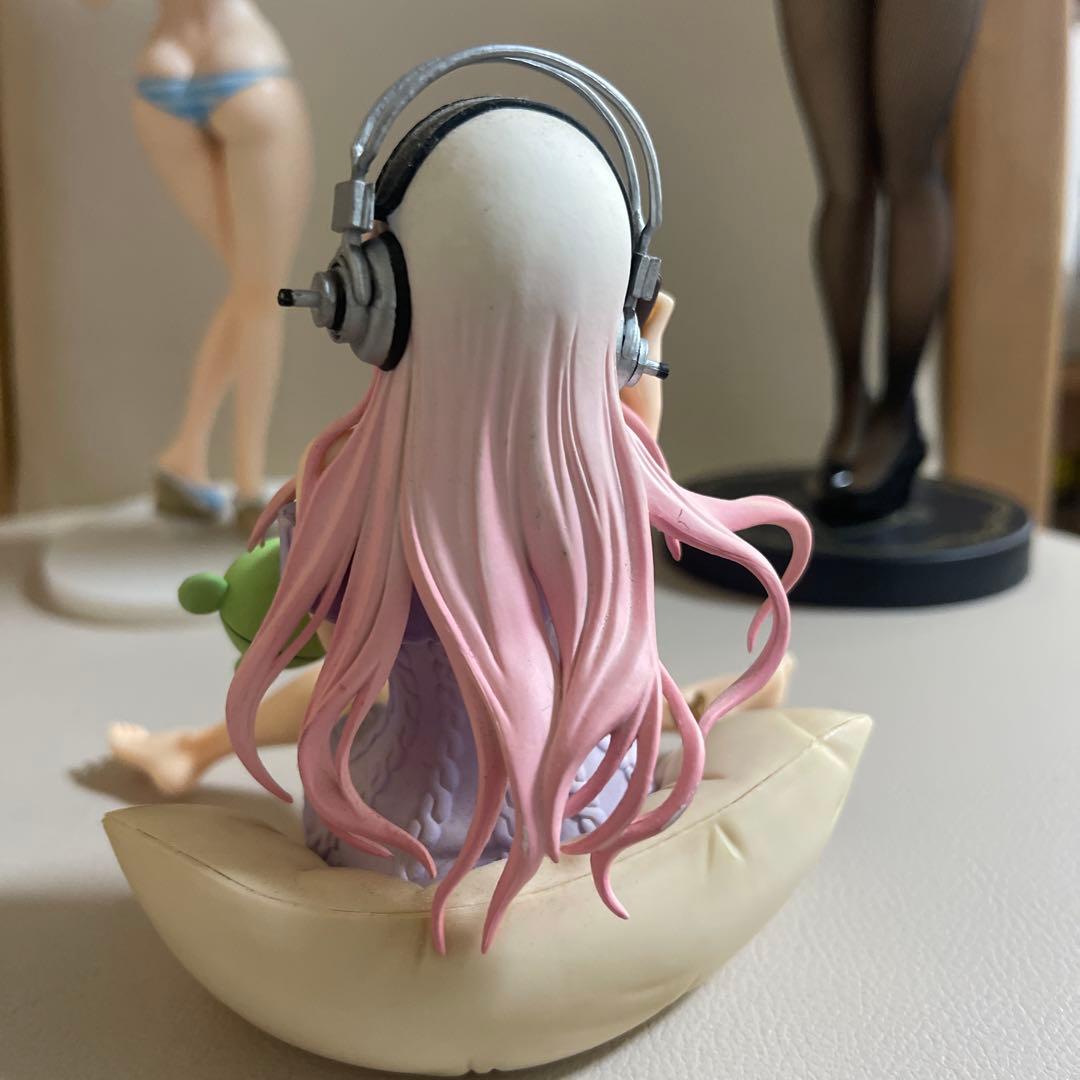 フィギュア　3点