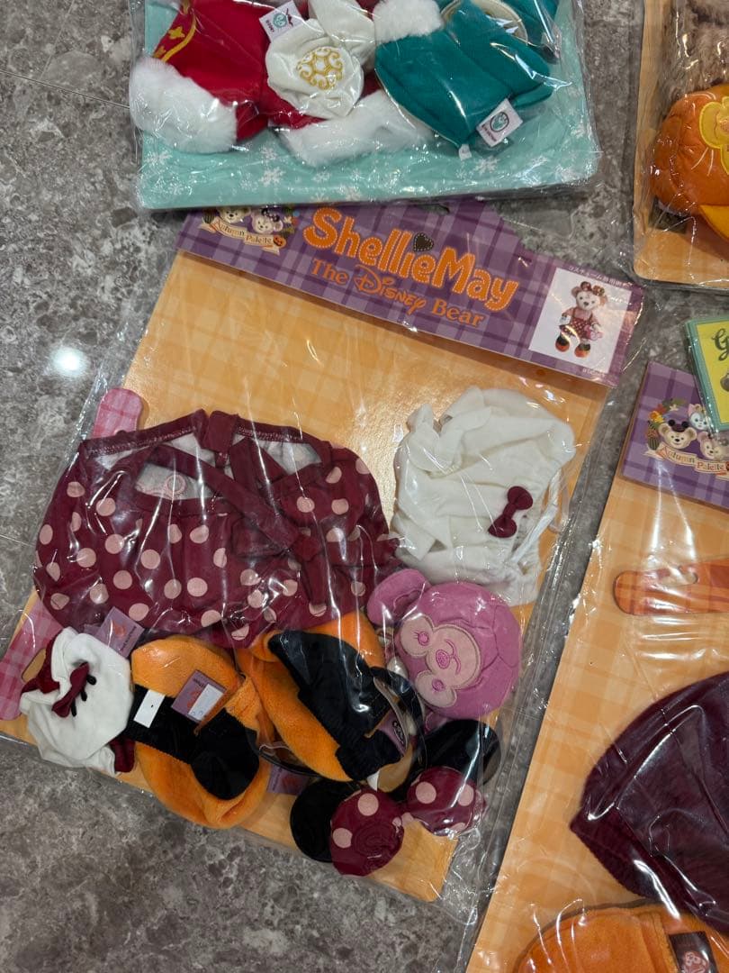 ダッフィー 着せ替え服セット 4点　Disney ミッキー　ミニー　シェリーメイ