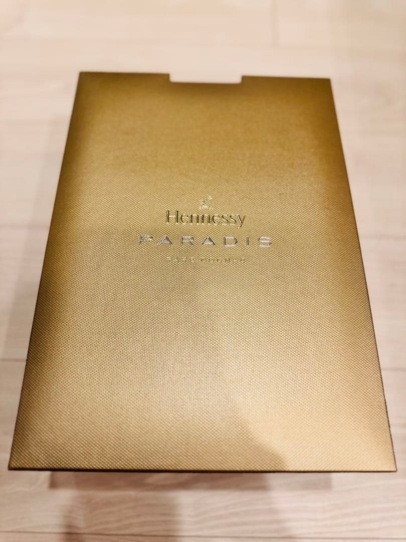 Hennessy Paradise 750ml 専用ボックス付き Hennessy Paradise 750ml