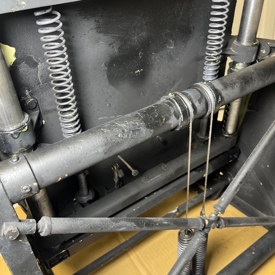 詳細不明 日本軍 航空機 戦闘機 シート 操縦席 座席 パイロット 実物