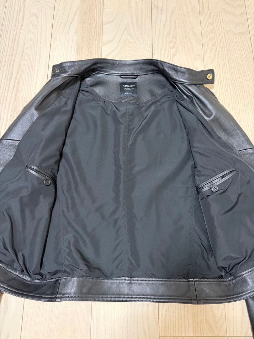 EMMETI シングル　エンメティ ユリ Juri ナッパレザー 0.7mm