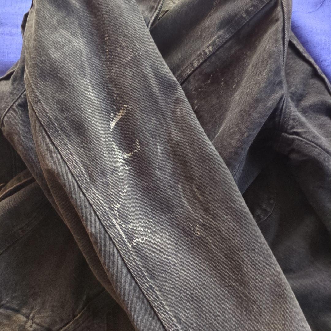 カーハートブラックデニムダメージあり